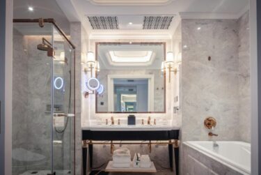 pexels-hongyue-stone-jon-lee-504232700-16113326